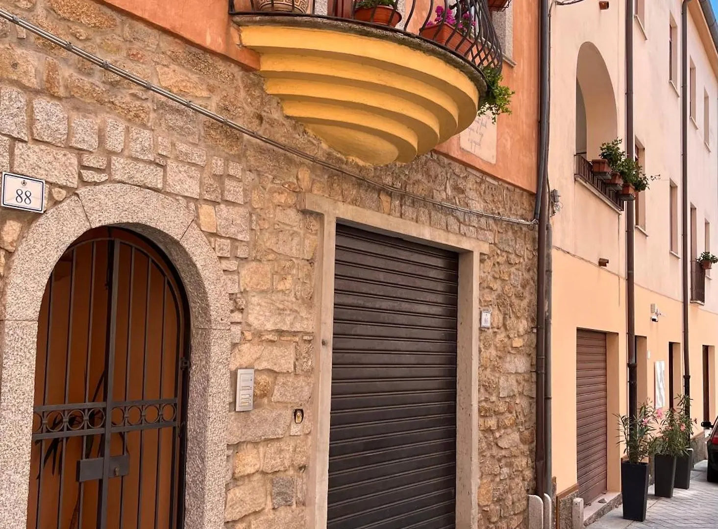 Carrales Guest House Nuoro  0*, Nuoro (Sardinia) Italia